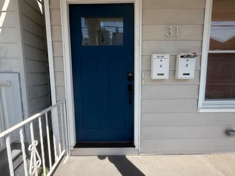 31 Glen Ave #TOP — Photo 3