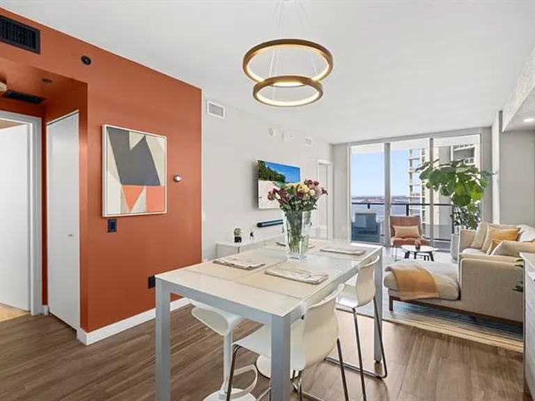 1300 Brickell Bay Dr #2105 — Photo 9