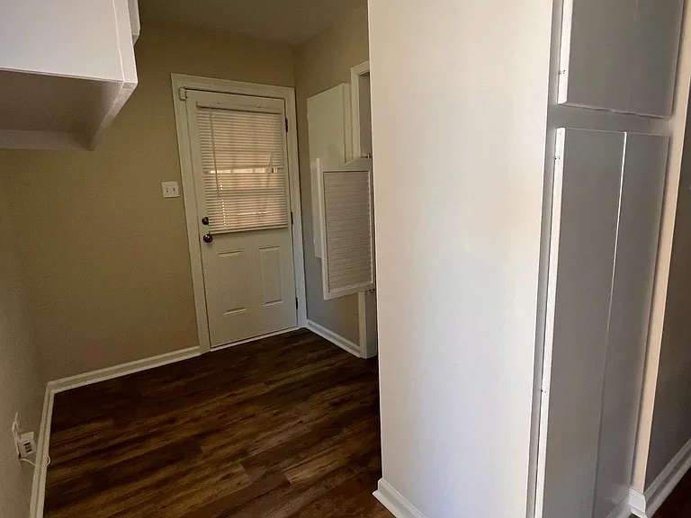 Laundry room entrance storage