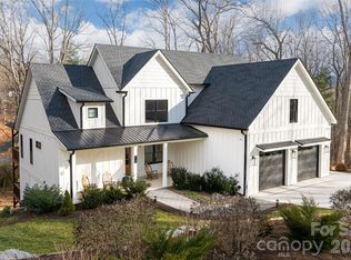 13 Cambridge Dr, Candler, NC 28715