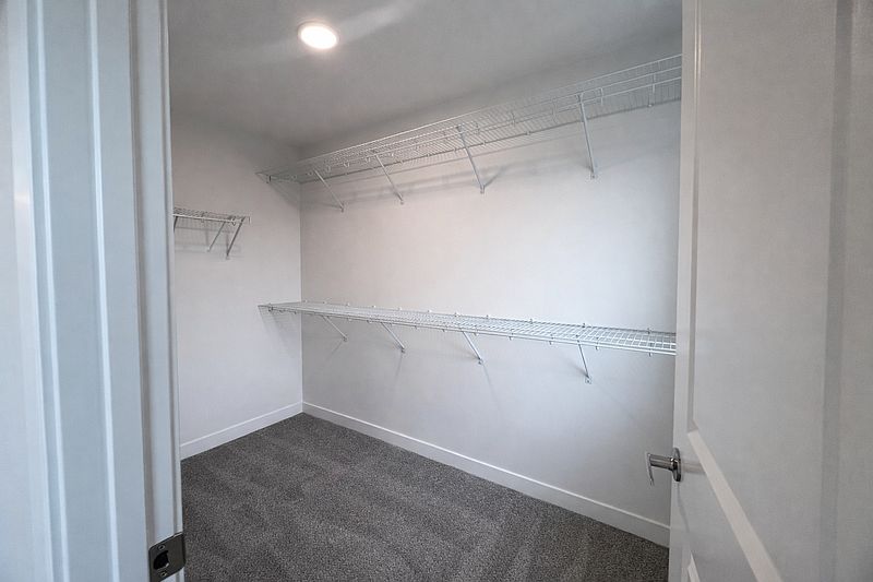 Edmonton House for rent - 3 Bedrooms — photo 11