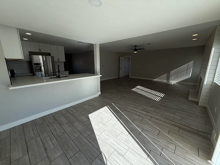 6959 W Mountain View Rd — Photo 6