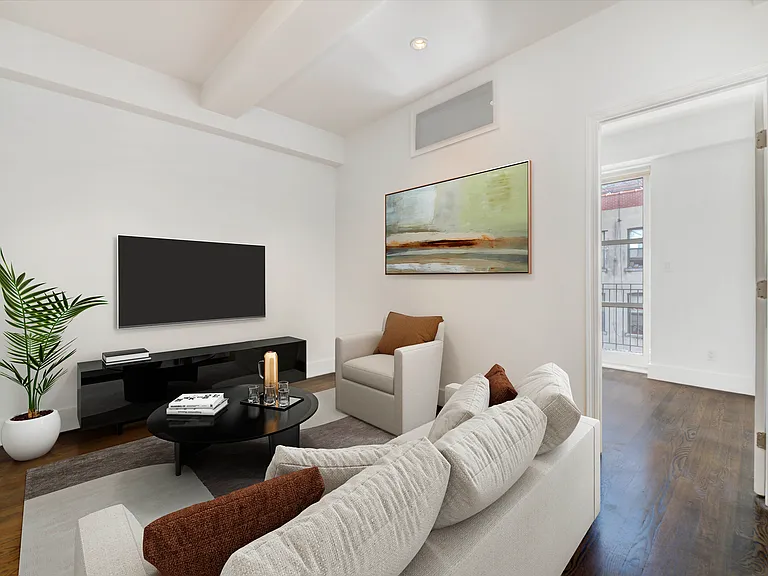 114 Ridge St #2C — Photo 1