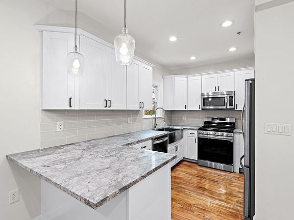 3rd image of 108 Bennington St #1