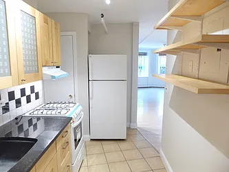 Rented by R New York