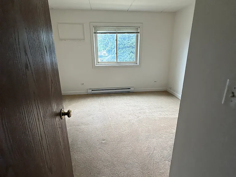231 E Fremont Ave #204 — Photo 7