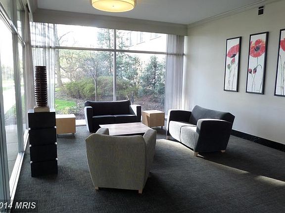 4th image of 6631 Wakefield Dr APT 611
