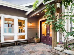 60 La Espiral Rd, Orinda, CA 94563