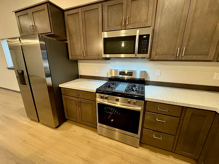6095 W Bowmore Ln — Photo 10