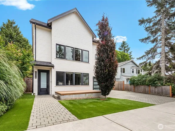 6538 11th Avenue NW #1, Seattle, WA 98117