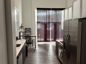 320 11th Ave S