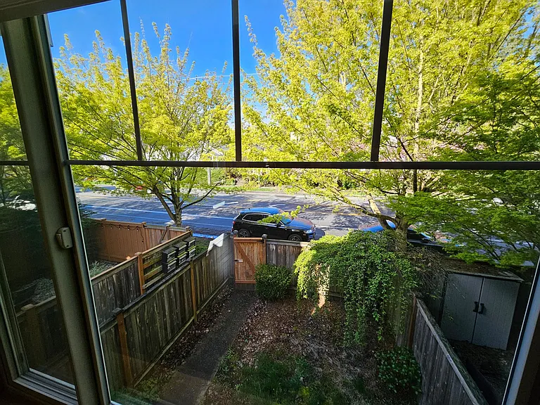 5418 Fauntleroy Way SW #C — Photo 15