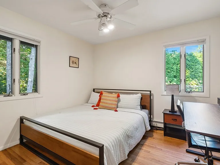 4 Spyglass Ln — Photo 25