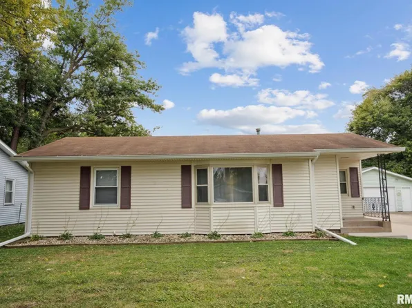 506 13th Ave #A, Silvis, IL 61282