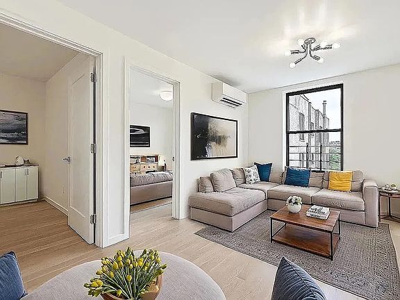 2nd image of 524 W 134th St #4CC