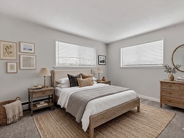 Hawk Point Apartments — Photo 15