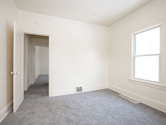 5th image of 3331 E 140th St #1