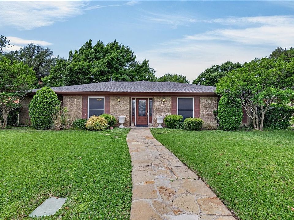 1st image of 1808 E Cedar Elm Dr