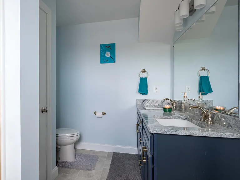 16 Frontrunner Way — Photo 12