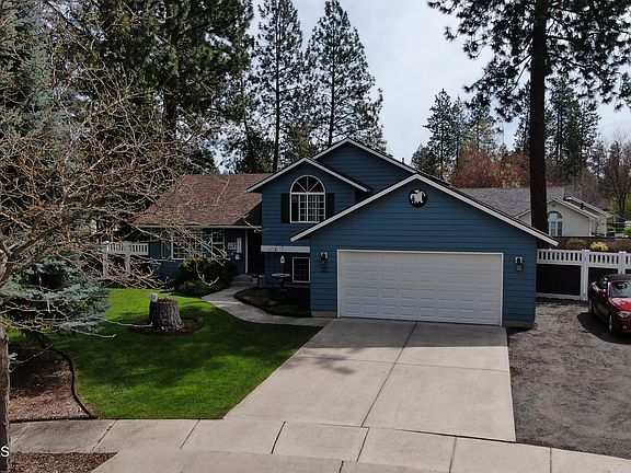 2nd image of 101 S Riverwood Ct