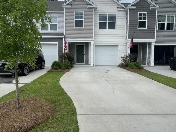 135 E Sunrise Ln, Summerville, SC 29486