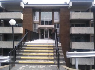 4401 Charlemagne Cir, Pittsburgh, PA