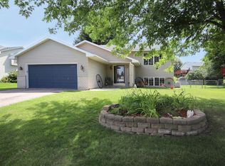 148 Bluestem Ave, Shakopee, MN 55379