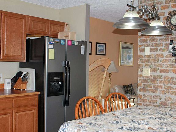 2nd image of 4540 Dartmouth Dr