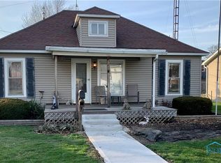 123 N Lind St, Deshler, OH 43516