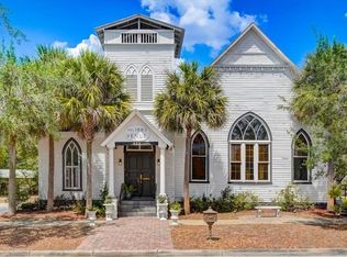 425 E Citrus Ave, Eustis, FL 32726