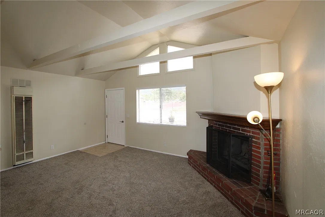 2 bed, 1.0 bath, 612 sqft, $1,400 — Photo 4