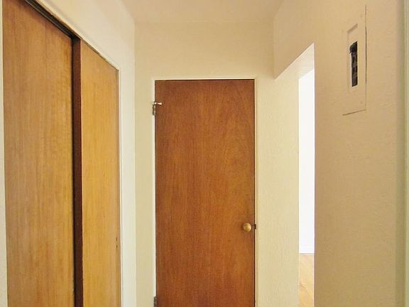 2nd image of 1135 N Grant St APT 201