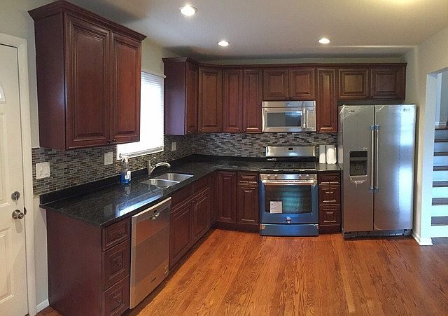 2nd image of 9435 N Lavergne Ave