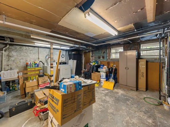 977 52nd Street image 20 of 21