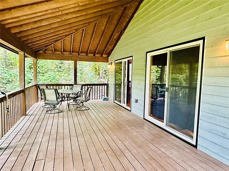 4067 Fincher Dr — Photo 16