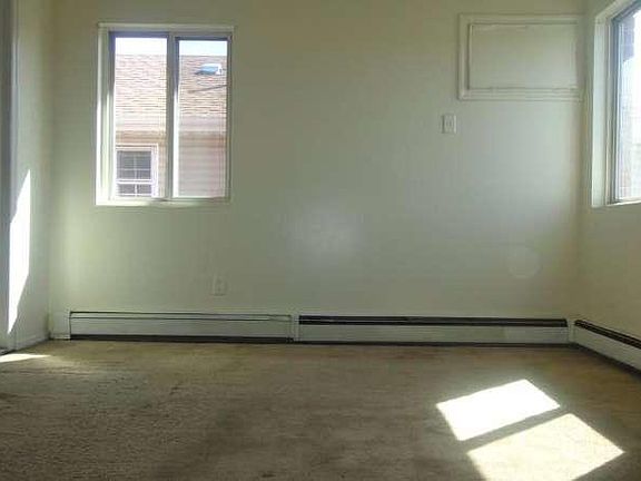 2nd image of 21631 113th Ave #2