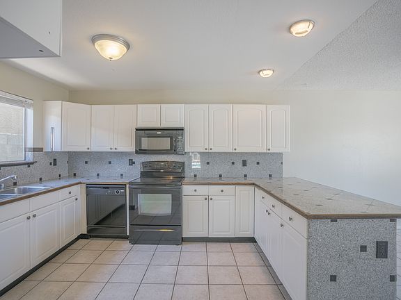 3rd image of 4438 W Westcott Dr