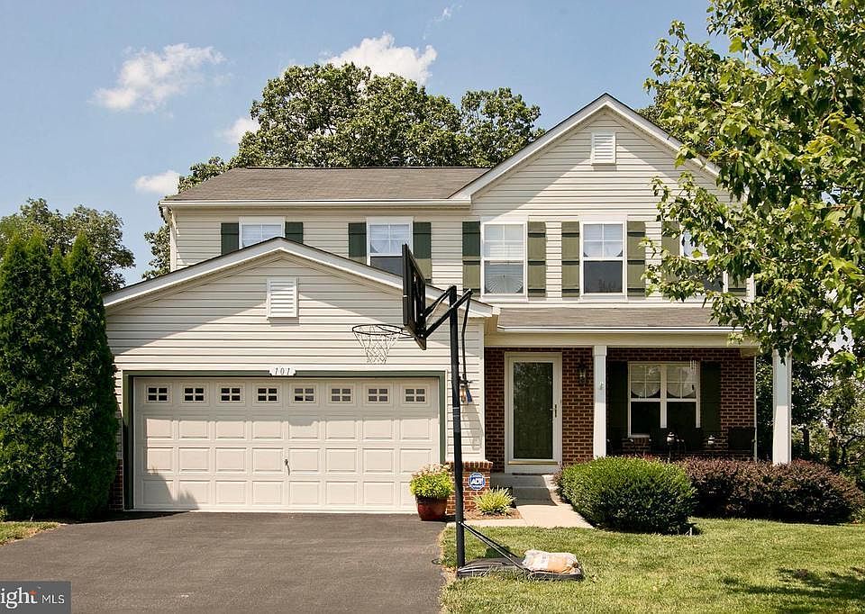 1st image of 101 Dollie Mae Ln