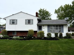 7525 Goldenrod Dr, Mentor On The Lake, OH 44060