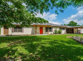 4520 Fm 1374 Rd #B, Huntsville, TX 77340