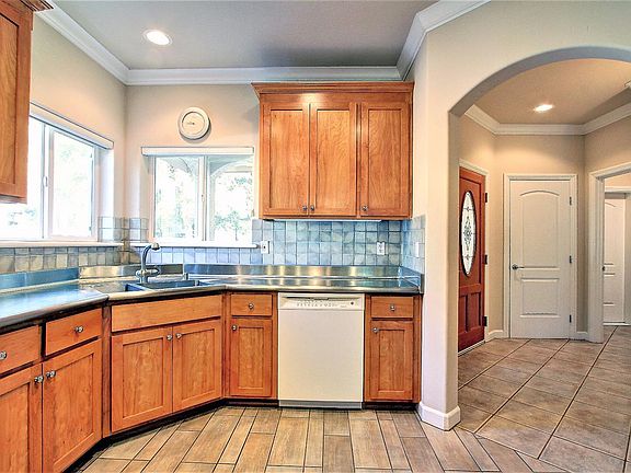 5th image of 2749 Hawks Landing Ct
