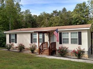 22560 Genito Rd, Amelia Court House, VA 23002