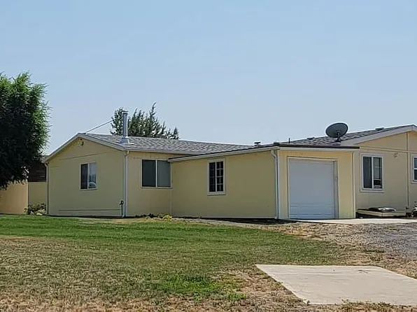 829 NE Brown Dr, Madras, OR 97741