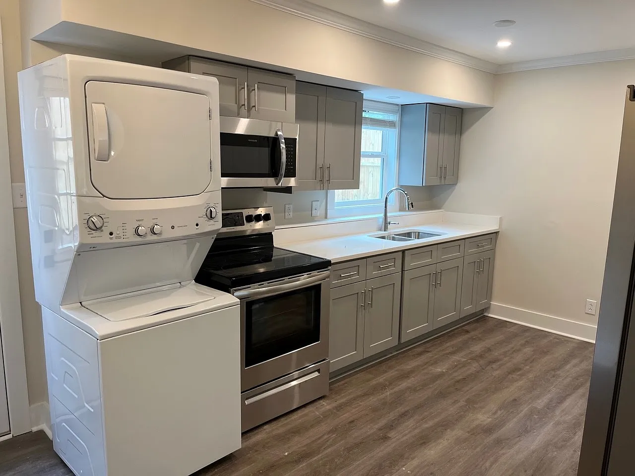 2 bed, 850 sqft, $1,100 — Photo 4
