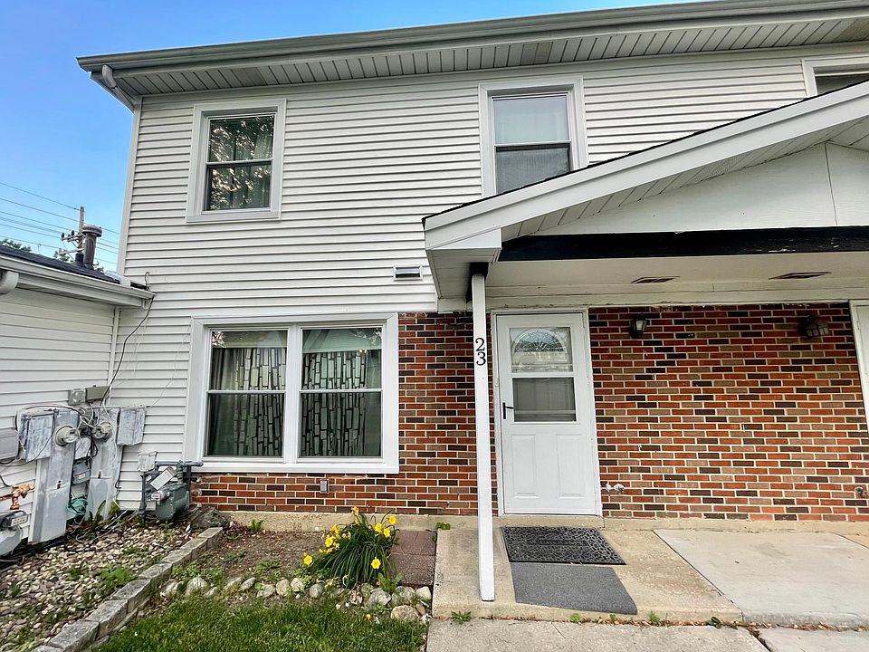 1st image of 23 Hywood Ln