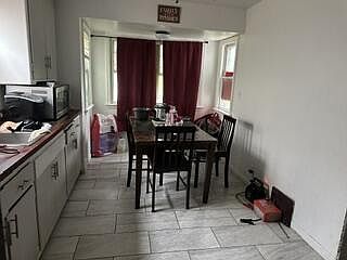3rd image of 4449 N Teutonia AVENUE