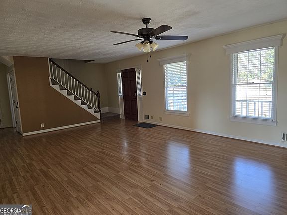 4th image of 2504 Williamsdowns Cir