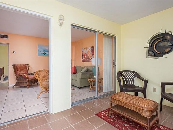 5th image of 1221 Drew St APT A9