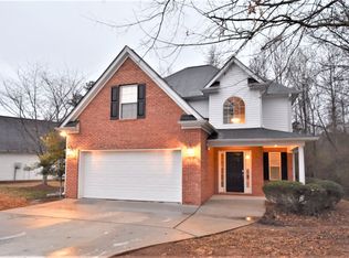 29 Claiborne Trl, Newnan, GA 30263