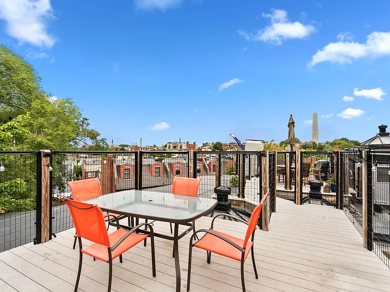 16 Devens St #1 — Photo 11
